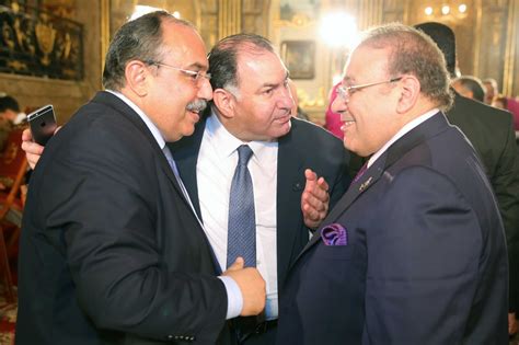 جامعة القاهرة شكل شهادة التعليم المفتوح الجديدة. 