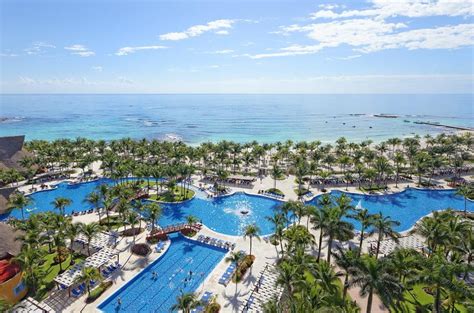 Barcelo Maya Tropical Resorts Daily