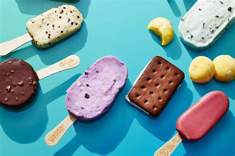 Even Chefs Admit To Stocking These 9 Store Bought Frozen Desserts In