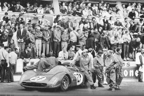 The 330 p3 was the next development of the 330 p2. Ferrari 330 P3 Scalextric #27 - 24 heures du Mans 1966 (avec images) | Ferrari, Le mans, Voiture ...