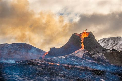 Virtual Volcano And Reykjanes Interactive Live Guided 360° Video Tour