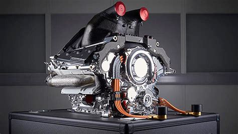 A peak output of around 850hp was typical, although the engines were restricted in their technology, rpm. F1: Only Mercedes, Williams to test 2015 engine at Jerez | Auto123.com