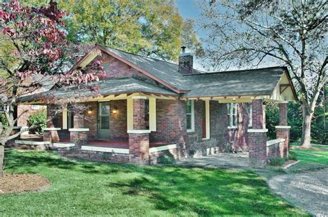 Restored 1927 Craftsman Bungalow Near Historic District In Monroe Nc