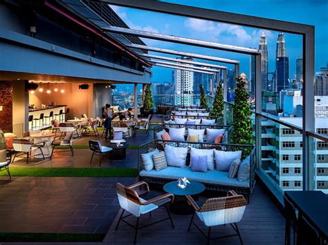 A Dreamy Sky High Dinner In Hilton Garden Inn Kuala Lumpur 希尔顿荣誉客会积分竞拍
