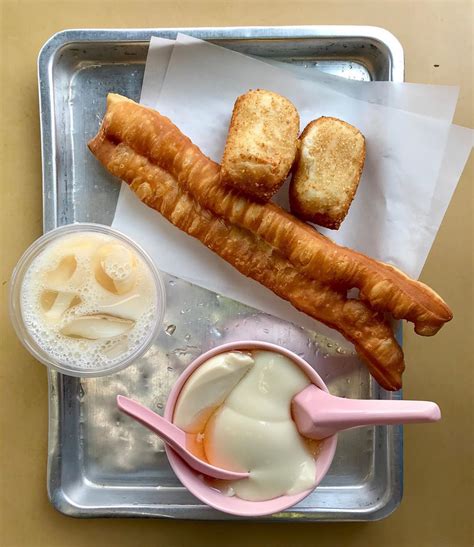 10 Traditional Singaporean Street Snacks That We All Love Singapore