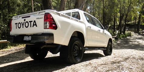 2016 Toyota Hilux Sr 4×4 Dual Cab Week With Review Photos Caradvice