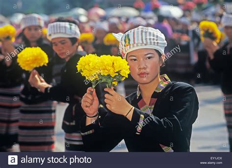 Young Thai Girls Stock Photos & Young Thai Girls Stock Images - Alamy