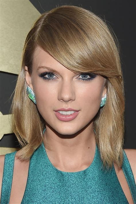 Taylor Swift Hair And Makeup At The Grammys 2015 Red Carpet