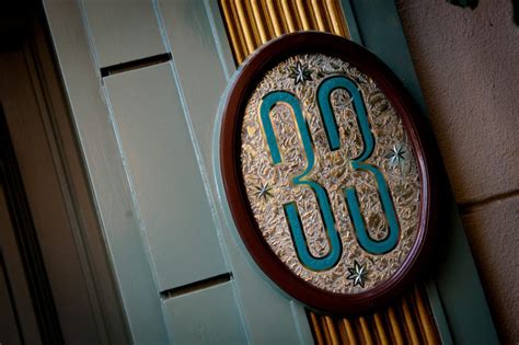 Антонио бандерас, родриго санторо, жюльет бинош и др. Club 33 in Disneyland to close for refurbishment in ...