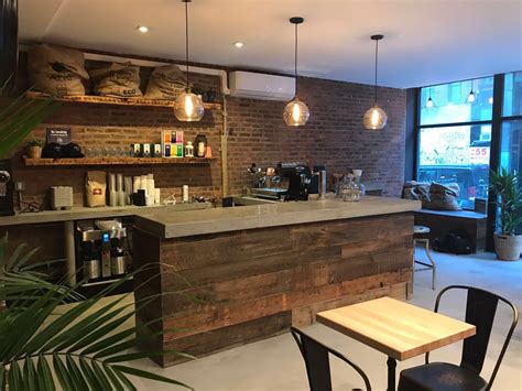 Reclaimed wood and concrete custom counter coffee station | Altholz