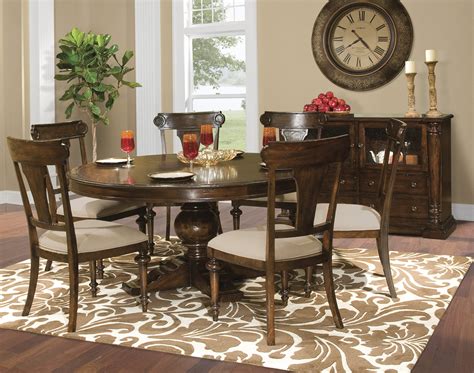 Whether you prefer something traditional or transitional, the dining table set of your dreams is within your grasp. The Harp Annex Round Formal Dining Room Collection