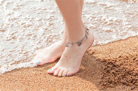 What Does An Anklet Mean And Why Do People Still Wear Them Onya