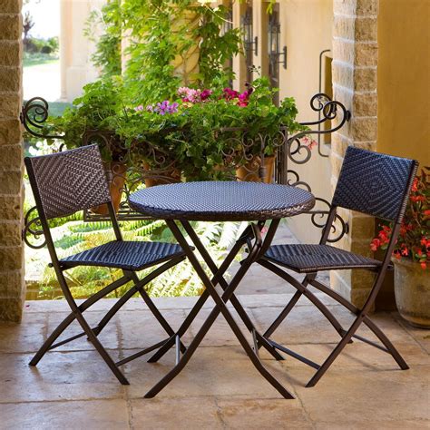 Amazonbasics rectangular / oval table and chair set outdoor patio furniture cover, large. Small Balcony Furniture Option - HomesFeed