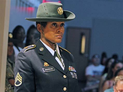 I Am A Drill Sergeant Article The United States Army