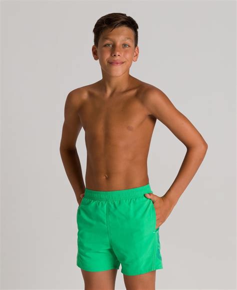 Vlasteneckých stran, mezi nimiž se objeví i členové dělnické strany sociální spravedlnosti (dsss). B Fundamentals Arena logo jr. boxer - GOLF GREEN - Arena ...