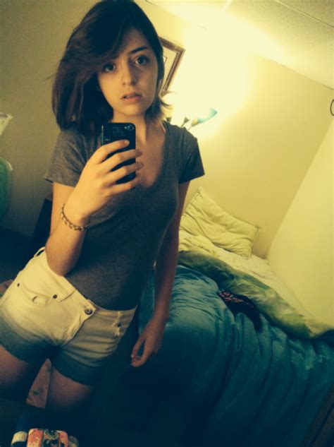 beautiful girl selfie tumblr n8ciazg5h1sfe7qoo1 500 iphone retina picture imgpile