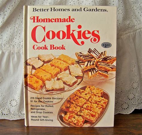 Better homes and gardens crescent cookies : Vintage Homemade Cookies Cookbook 1977 Better Homes and ...