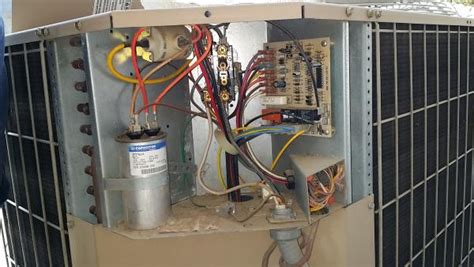 The following two illustrations provide examples on how to install control wiring using a non−communicating comfortsense[ 7000 thermostats. Condenser Unit Not Turning On although the Relay Kicks In ...