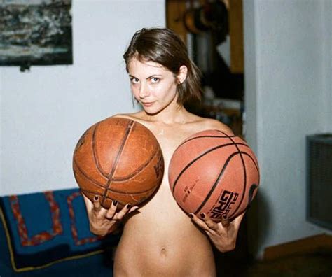 Willa Holland Nude Photos And Hot Scenes Scandal Planet