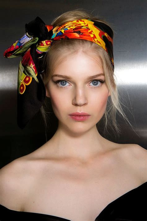 Runway Inspired Ways To Tie A Scarf In Your Hair Scarf Hairstyles