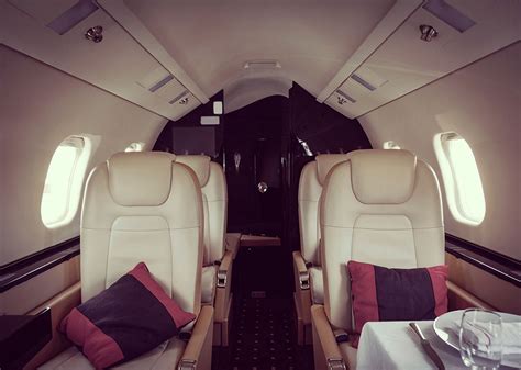 Comparing First Class To Private Jets Presidential Aviation