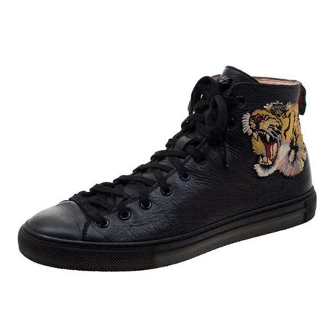 Gucci Black Leather Tiger Patch High Top Sneakers Size 42 For Sale At