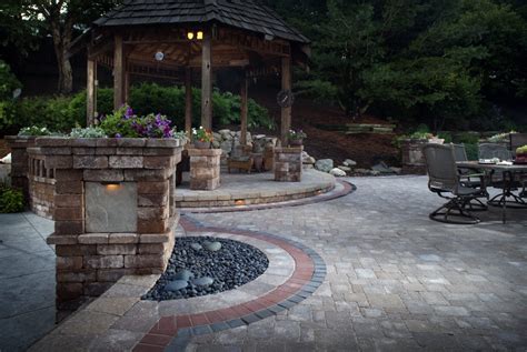 You have a world of options for backyard when you are finding the right paver patio ideas, you want to be certain of your design plans before great garden ideas with pavers often revolve around keeping it simple and in a standard pattern, but. Paver Patterns + The TOP 5 Patio Pavers Design Ideas ...