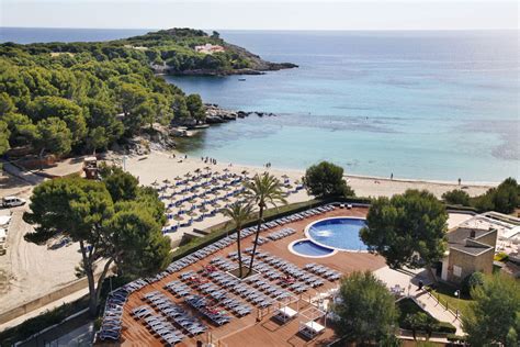 Hopetaft: Beach Club Font De Sa Cala Hotel