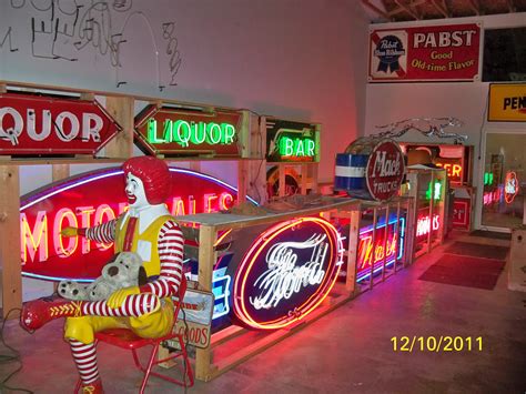 Vintage Porcelain Signs Garage Signs Mike Schwab Neon Signs Vintage Neon Signs Neon
