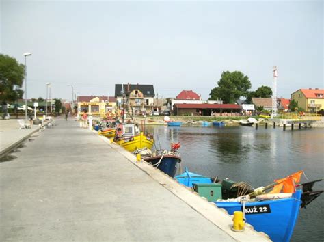 К фразам | google | forvo | + fishery | port. Fishery port in Kuznica
