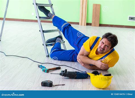 The Injured Worker At The Work Site Stock Photo Image Of Pain Hazard