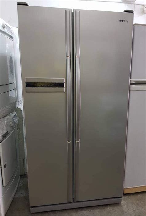 Love everything about this refrigerator. Samsung side by side fridge Peti Sejuk Ais Refrigerator ...