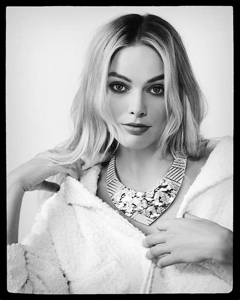 Margot Robbie Sexy Photos Pics Holder Collector Of Leaked Photos