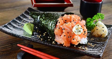 Popular types of food & restaurants near you. Sushi Experts Kome Open Hand Roll Sushi Restaurant Uroko ...