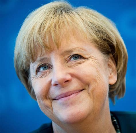 Zdf Reporter Singt Bizarre Ranschmei E An Das Geburtstagskind Merkel Welt