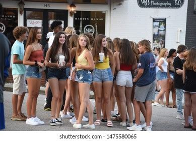 Girls Group Ass