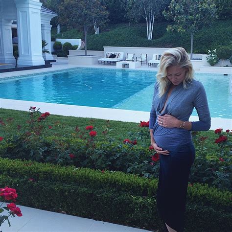Dustin Johnson And Paulina Gretzky Expecting Their First Child
