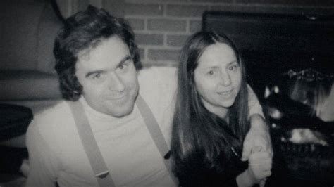 Inside Elizabeth Kendalls Life As Ted Bundys Girlfriend