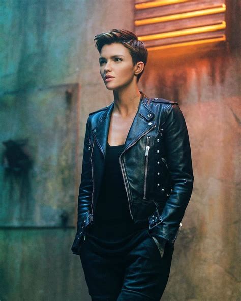 Pin by erturk isi on ruby rose | Ruby rose style, Ruby rose hair, Ruby rose