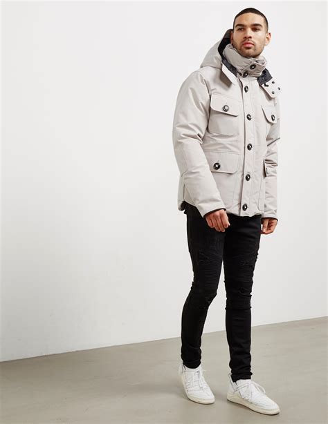 Shop new and gently used grey canada goose coats and save up to 90% at tradesy, the marketplace that makes designer resale easy. Canada Goose Goose Selkirk Padded Jacket Grey in Gray for ...