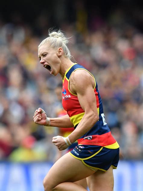 AFLW Legend Erin Phillips Reveals She Wants Play Again The Advertiser
