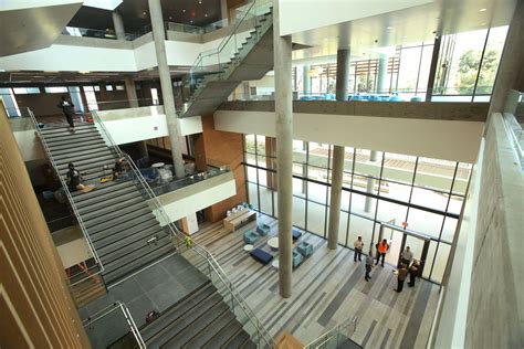 Uc Riverside Opens Largest Research Facility On Campus With Mrb