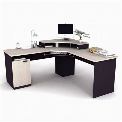 The silver contemporary computer desk with 3 drawers combines practicality with unexpected design elements to create a fresh take on this everyday piece. Nice Office | office | Pinterest