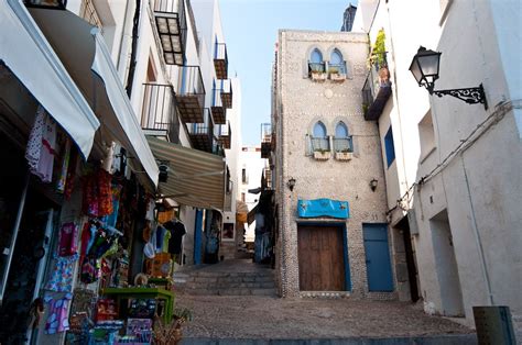 Guest house casa juanita is ideally situated at escuela, 4 in peñíscola just in 379 m from the casa juanita infrastructure and services. Peniscola Viajeros Por Espana Peniscola Castellon Espana Y