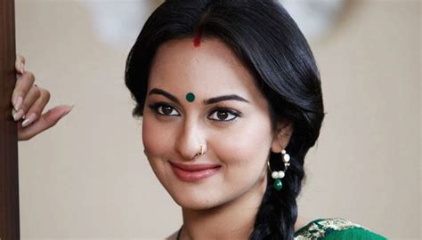 Sonakshi Sinha Not Into Cricket Read Entertainmentnewsviewsaspxentid