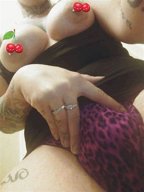 Nude Amateur Jamacian Female Solo Masturbation Beautiful Erotic And Porn Photos