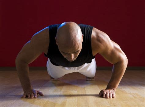 Mejora tu rutina de ejercicios para ganar músculo - Ejercicios En Casa
