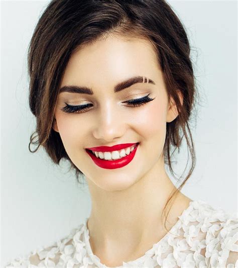 How To Do Eyebrow Slits Eyebrowslits Eyebrows Makeuptrends Lines In