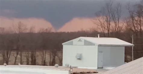 Watch Rare Blitz Of Tornadoes In Illinois