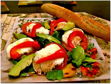 Seriously, you just toss everything into a bowl, curl up wherever you want and dig in. Easy & Healthy Vegetarian Dinner Ideas • Foodie Loves Fitness